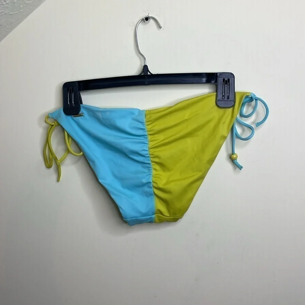 VS Vintage Colorblock Teeny Triangle Top & Bikini Bottom Set Teal/Green